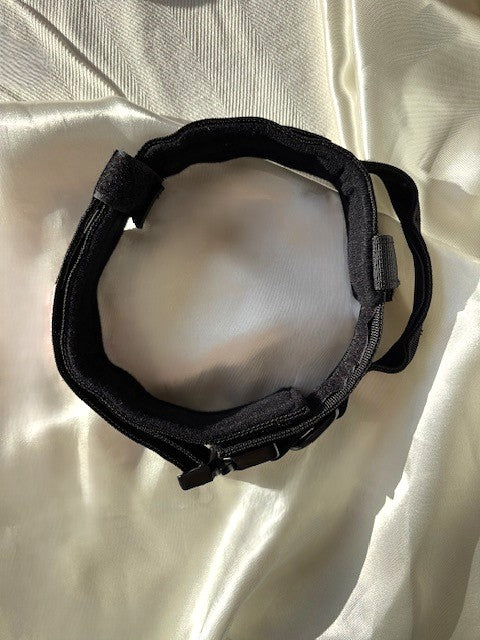 Collier noir en nylon